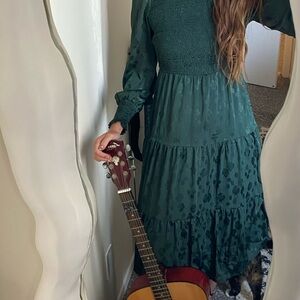 Elegant Green Mid-length Dress